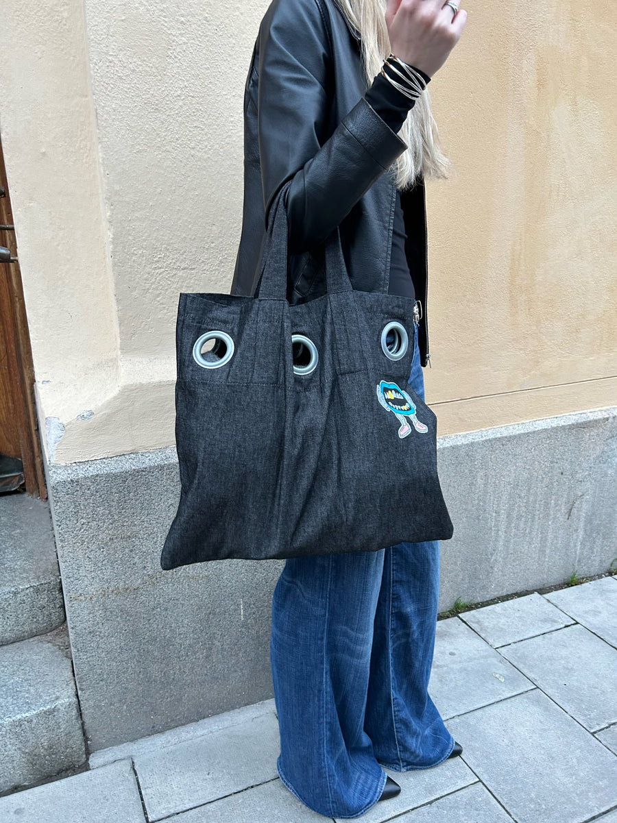 TOTE ANA - SÅLD!